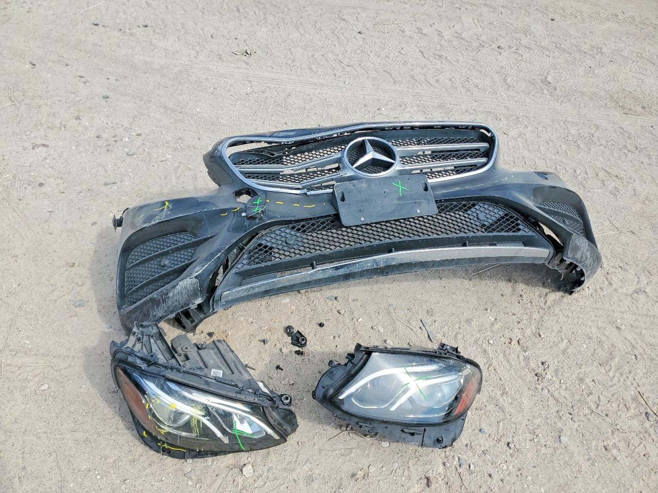 2018 Mercedes-Benz E 300 4Matic - zdjęcie 12