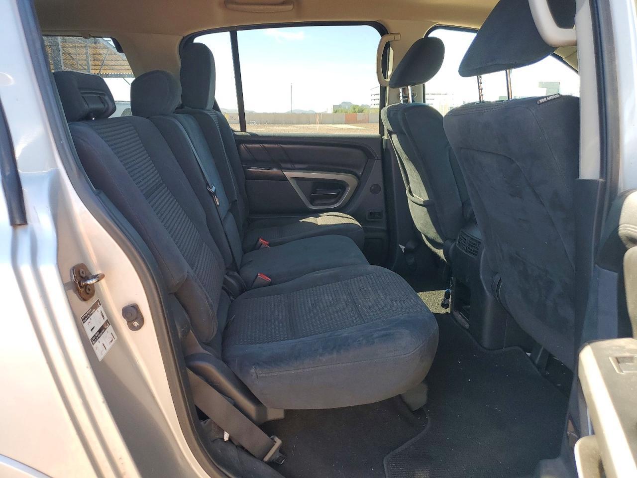 2015 Nissan Armada Sv - zdjęcie 11