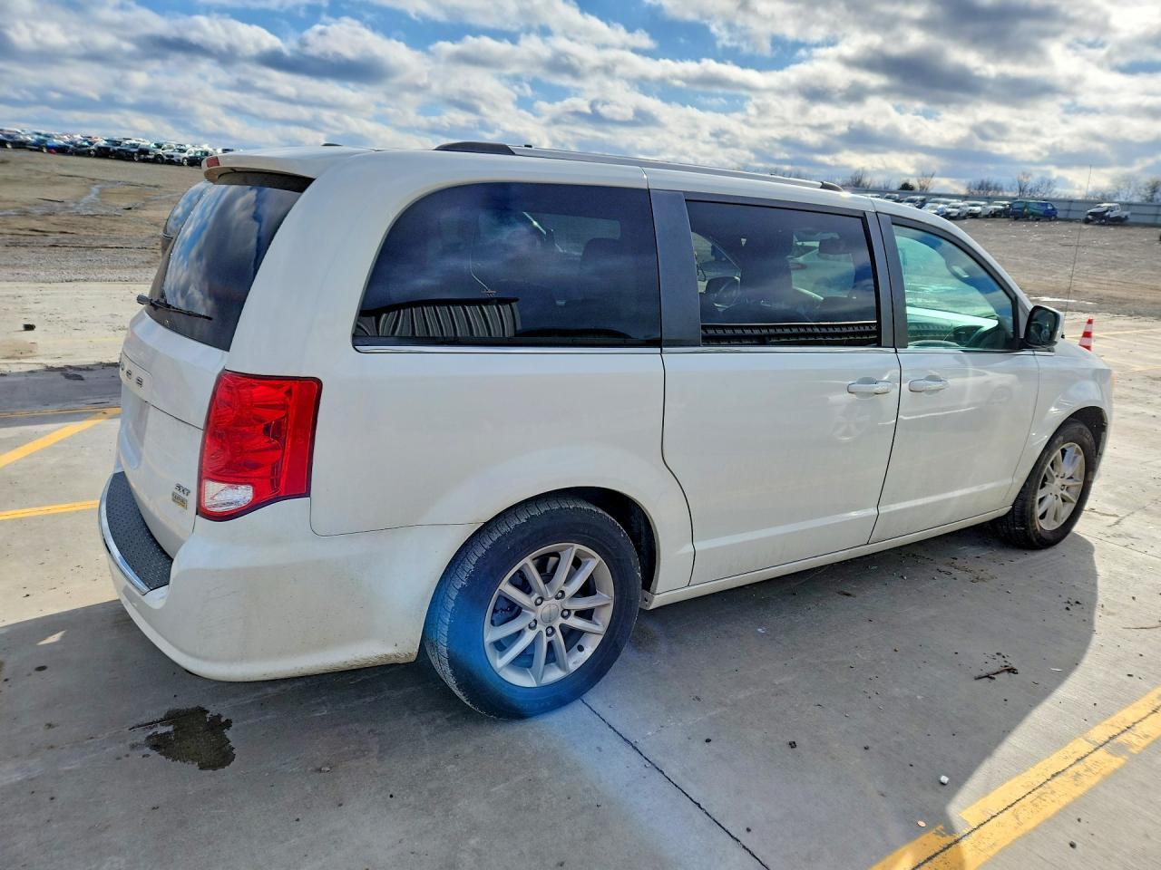 2019 Dodge Grand Caravan Sxt - zdjęcie 3