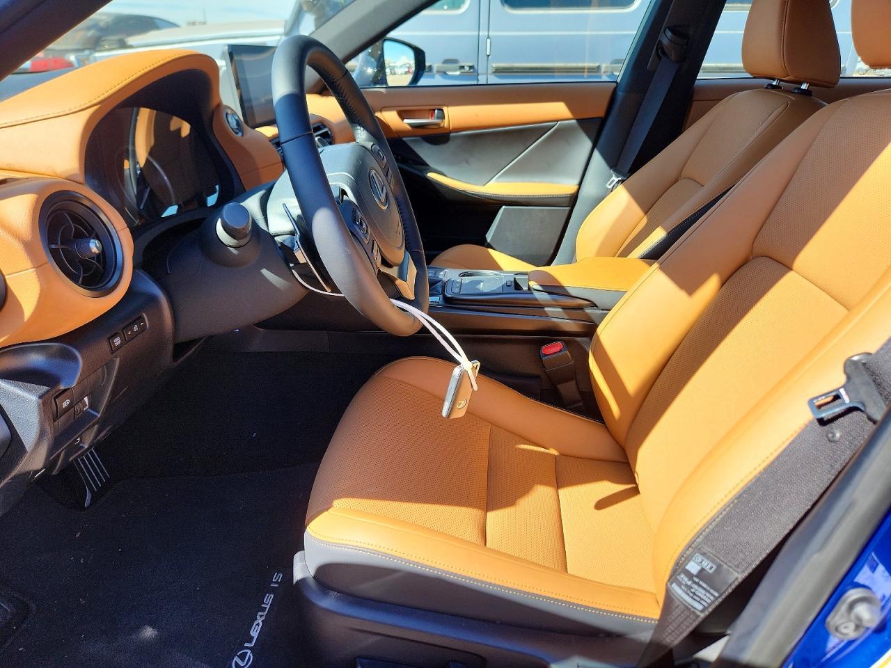 2025 Lexus Is 300 F Sport Design - zdjęcie 7