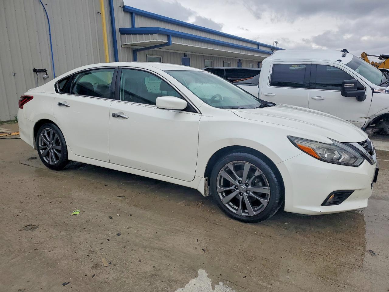 2018 Nissan Altima 2.5 S - zdjęcie 4