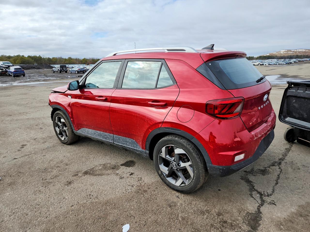 2022 Hyundai Venue Sel - zdjęcie 2