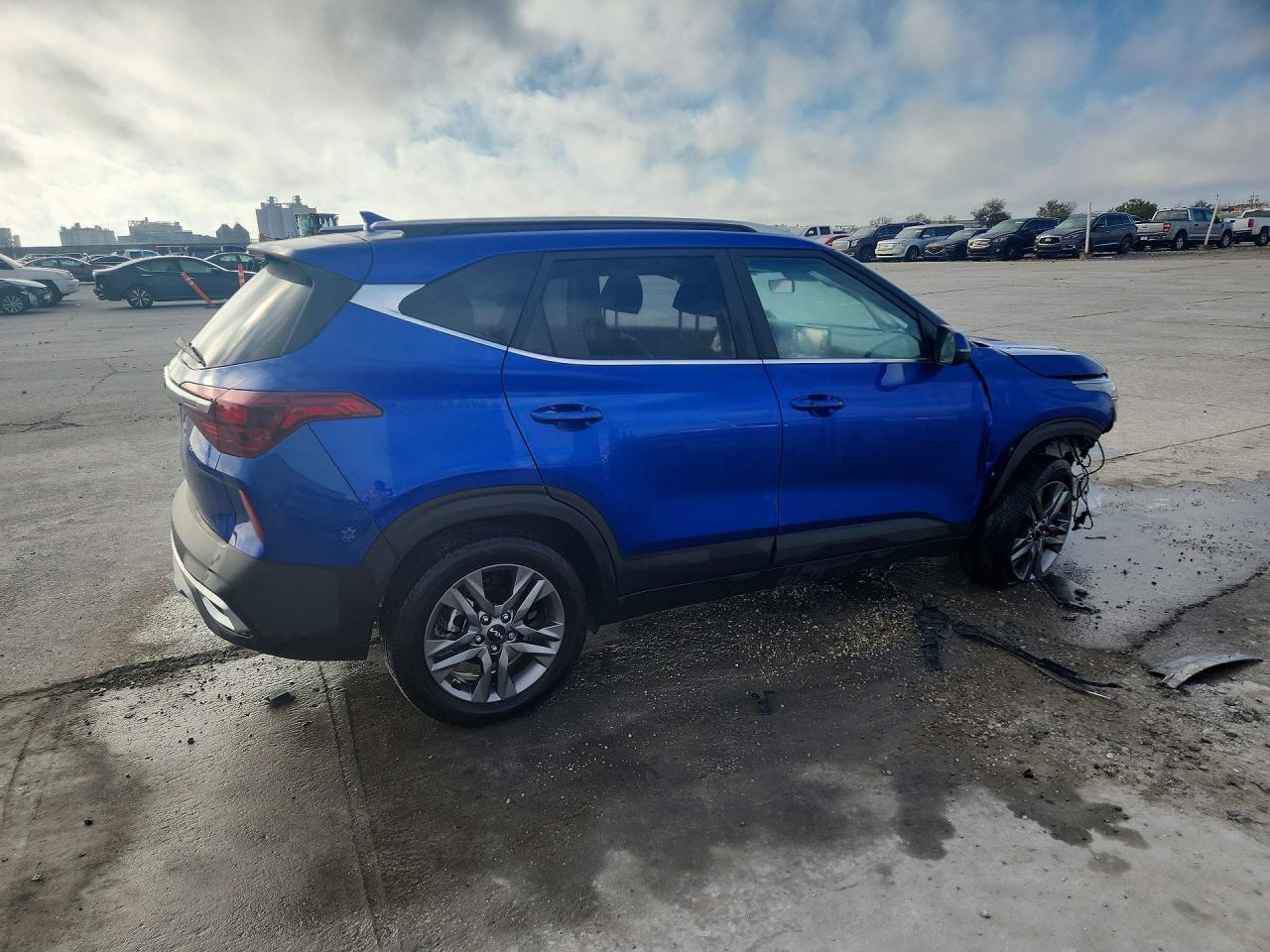 2023 Kia Seltos S - zdjęcie 3