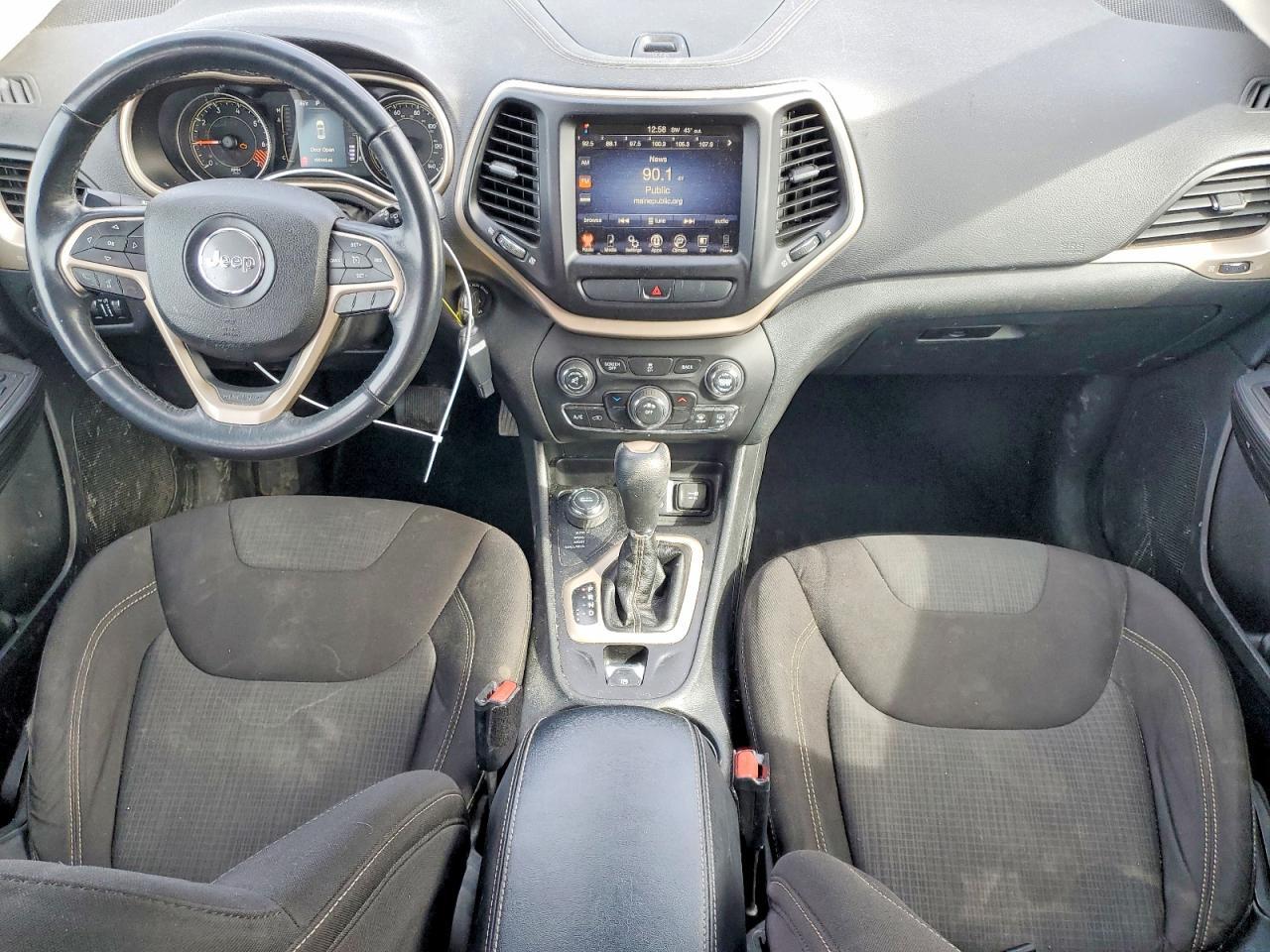 2015 Jeep Cherokee Latitude - zdjęcie 8