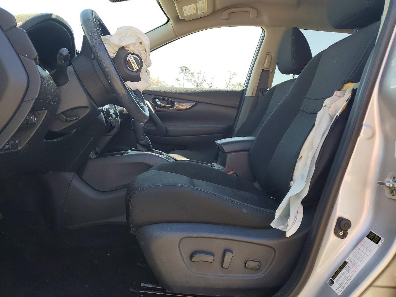 2020 Nissan Rogue Sv - zdjęcie 7