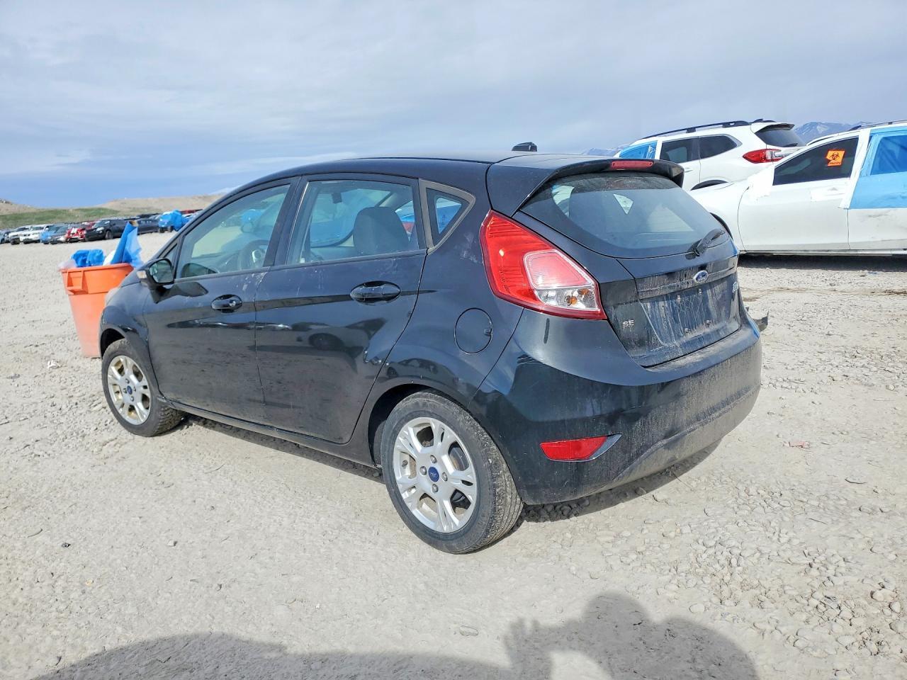 2015 Ford Fiesta Se - zdjęcie 2