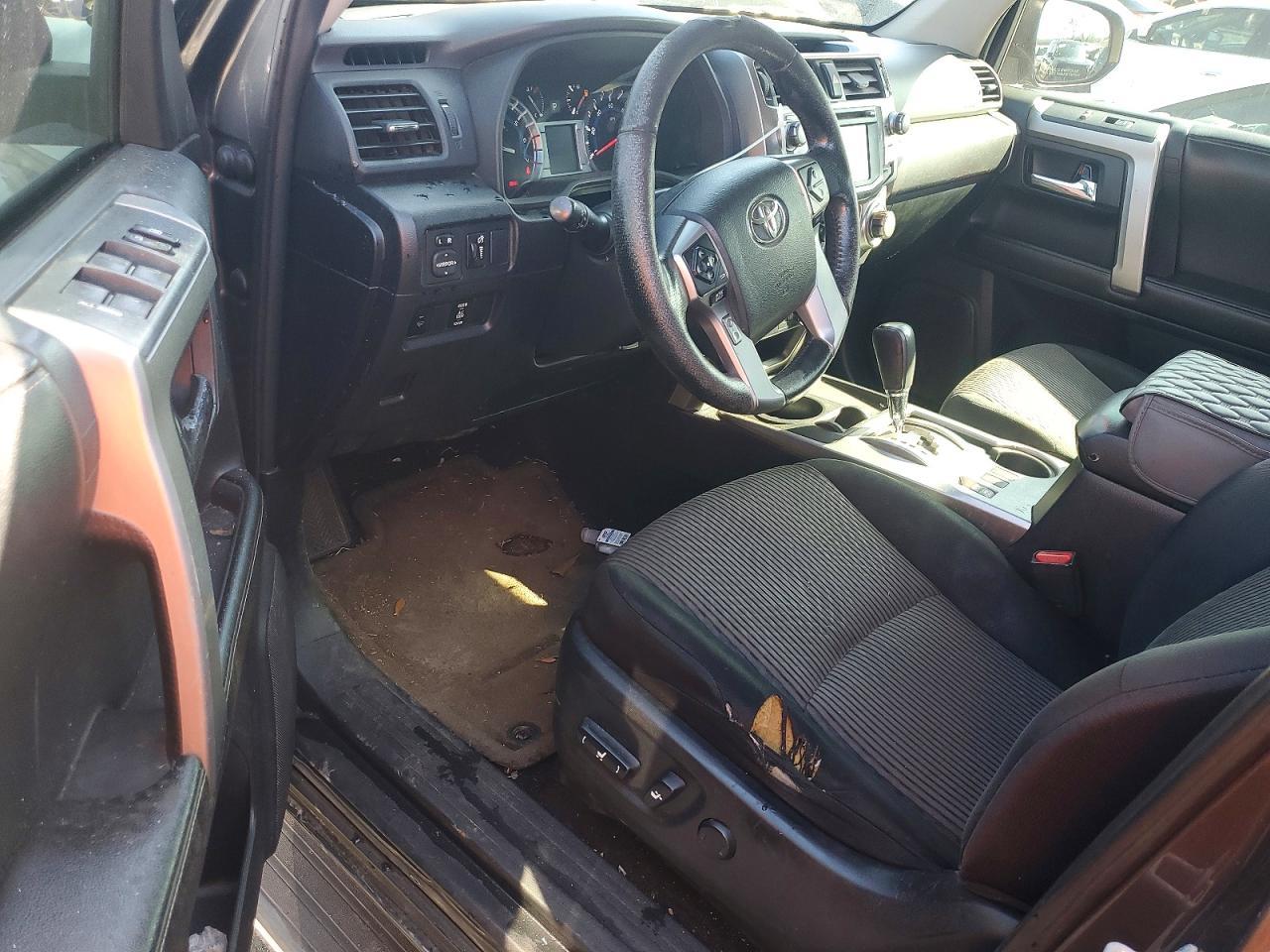 2014 Toyota 4Runner Sr5 - zdjęcie 8