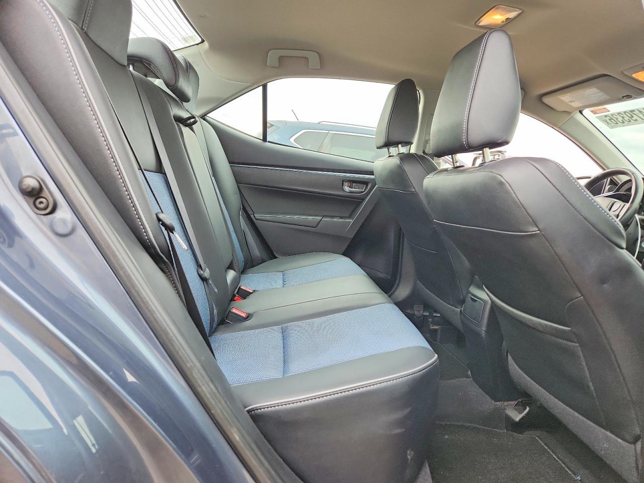 2015 Toyota Corolla S Plus - zdjęcie 10