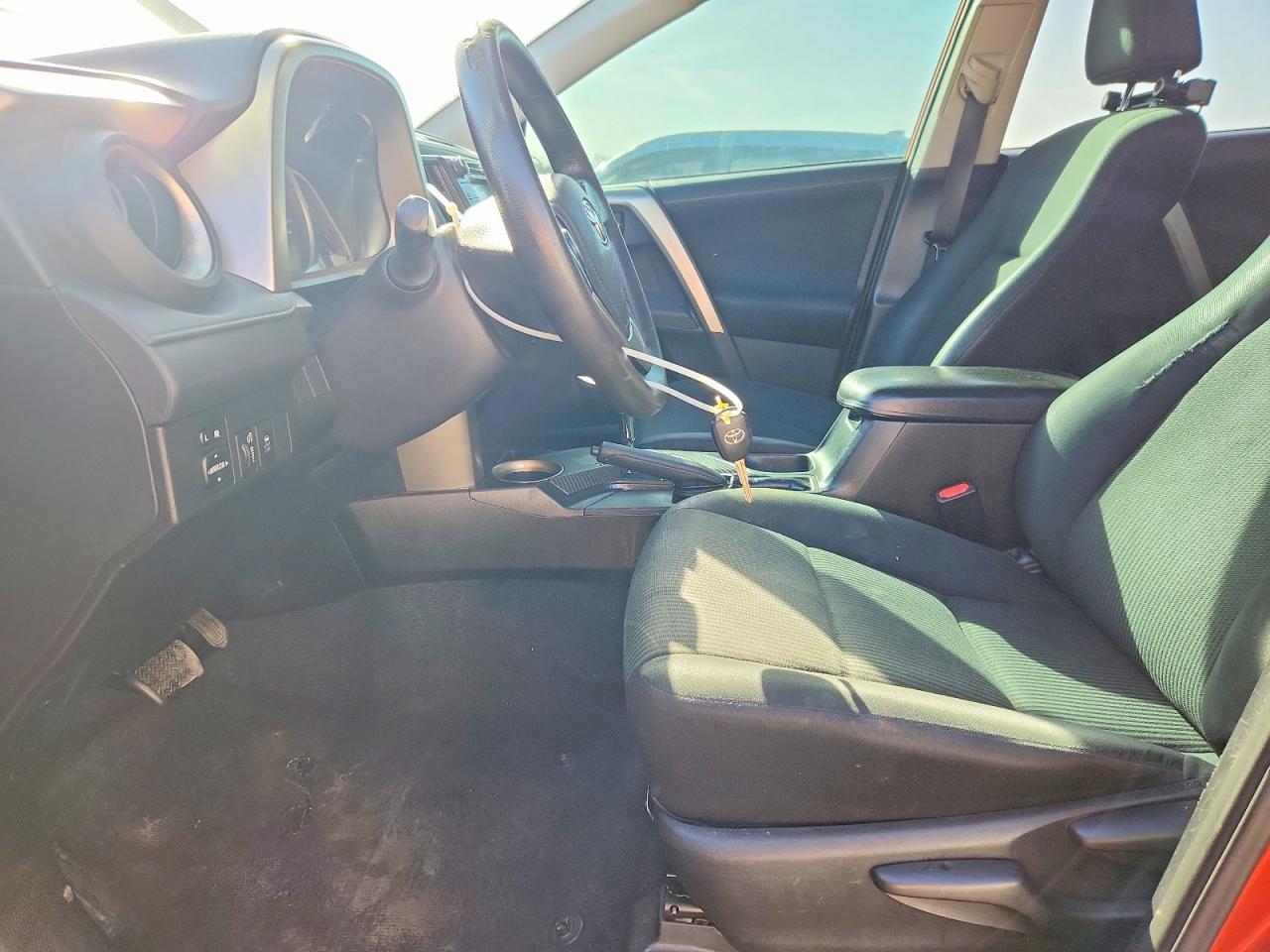 2015 Toyota Rav4 Le - zdjęcie 7