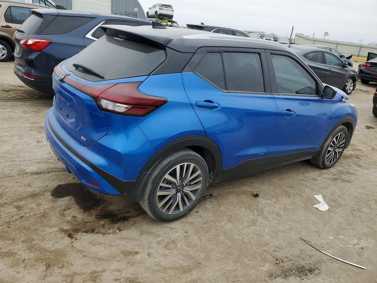 2023 Nissan Kicks Sv - zdjęcie 3