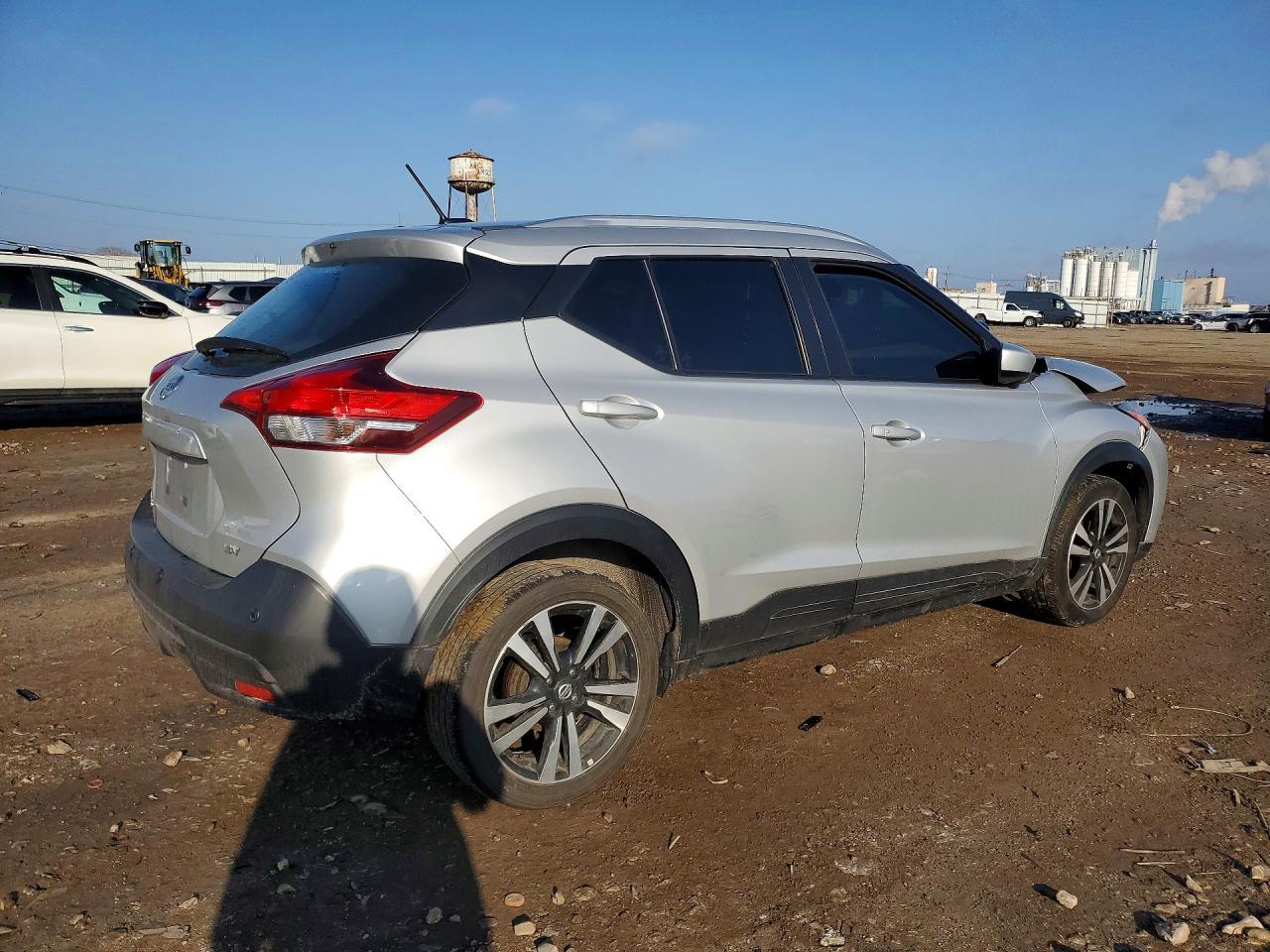 2020 Nissan Kicks Sv - zdjęcie 3