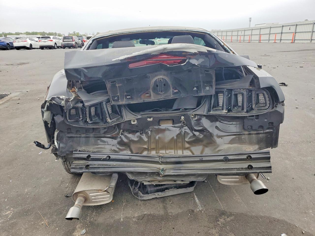 2013 Ford Mustang - zdjęcie 6