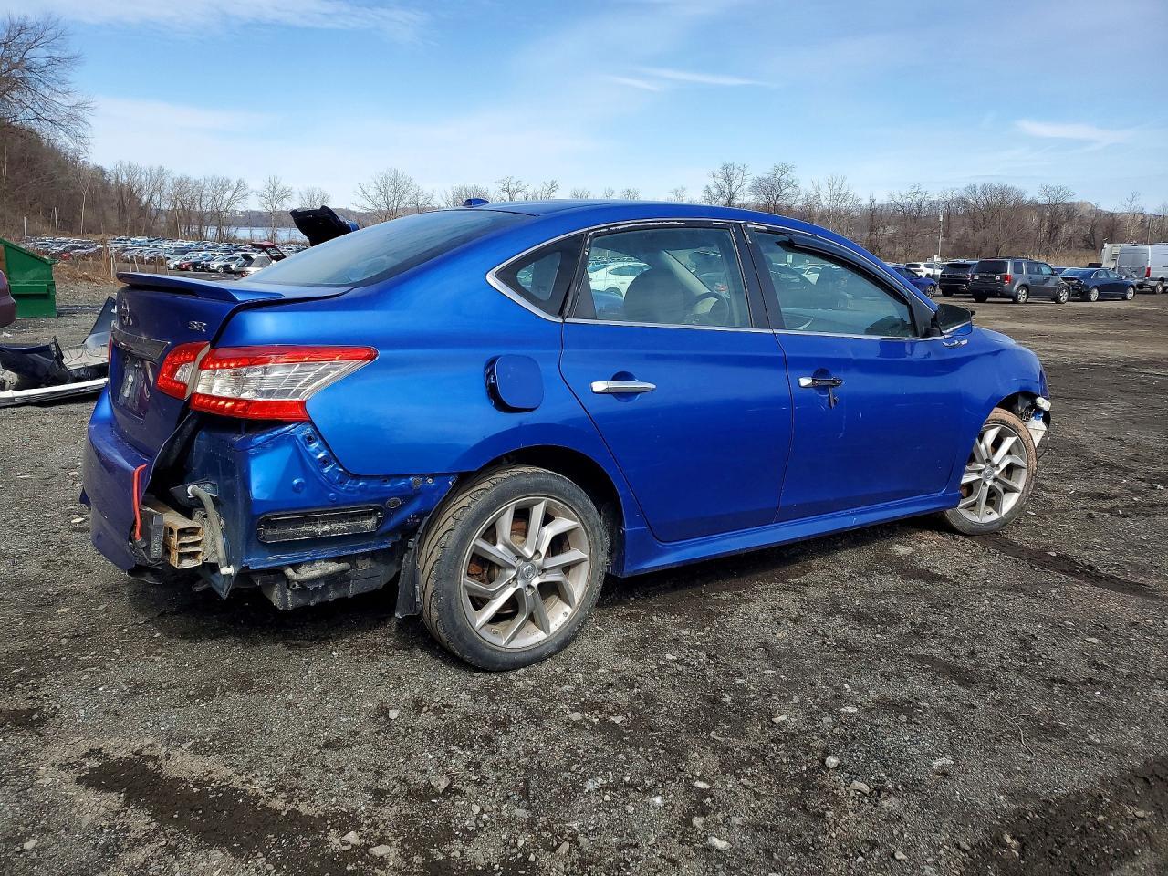 2015 Nissan Sentra Sr - zdjęcie 3