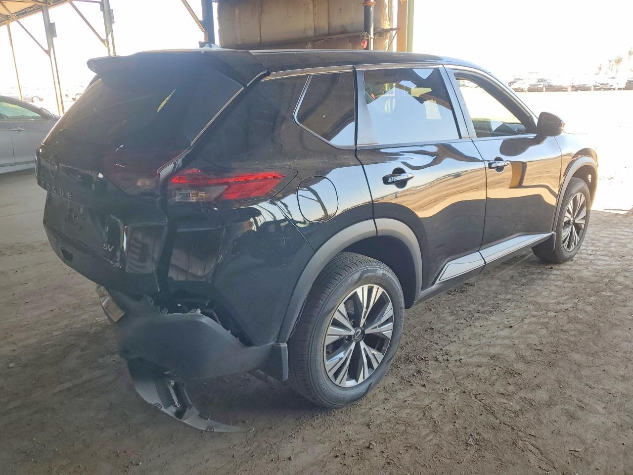 2022 Nissan Rogue Sv - zdjęcie 3