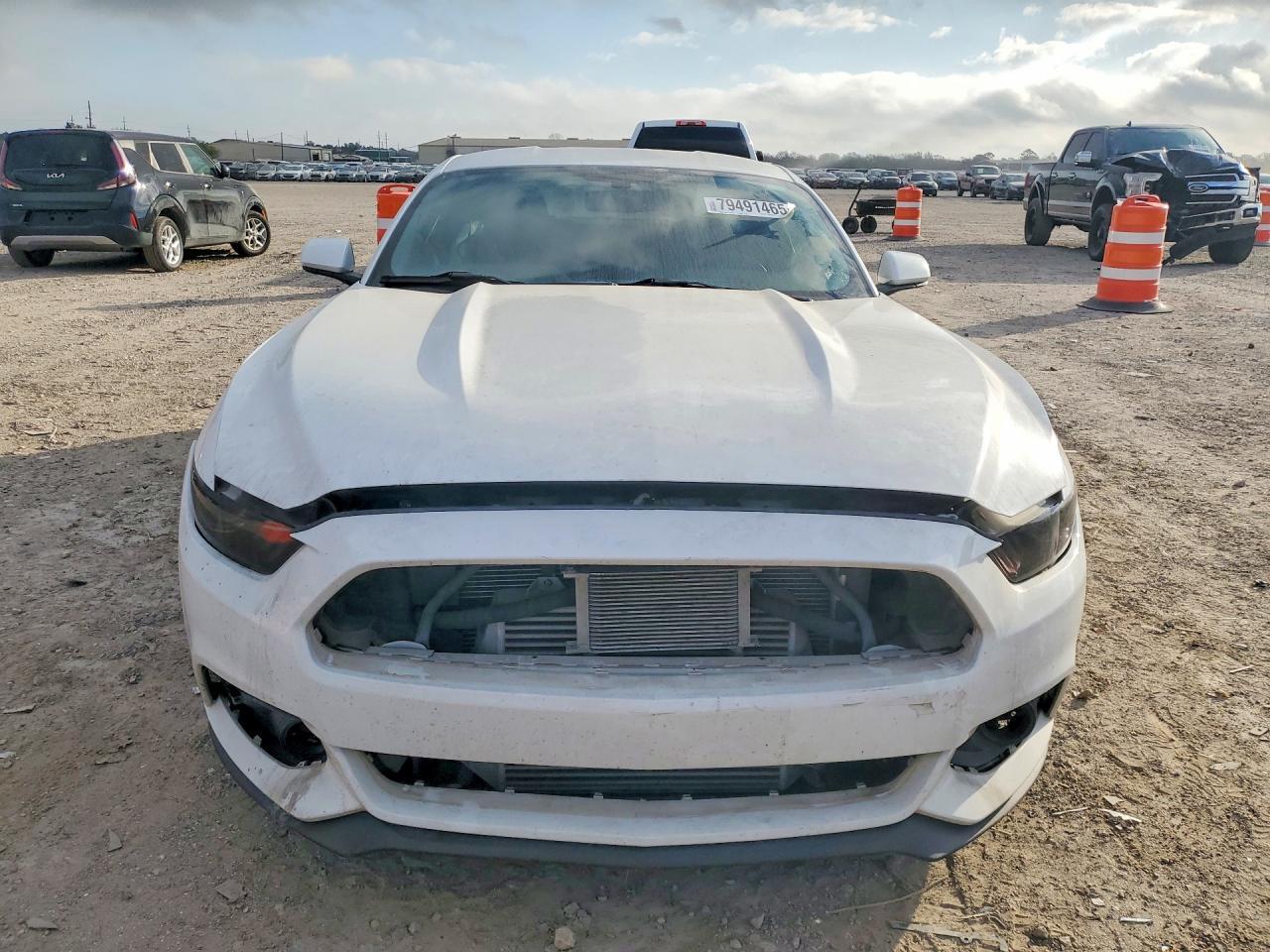 2015 Ford Mustang - zdjęcie 5