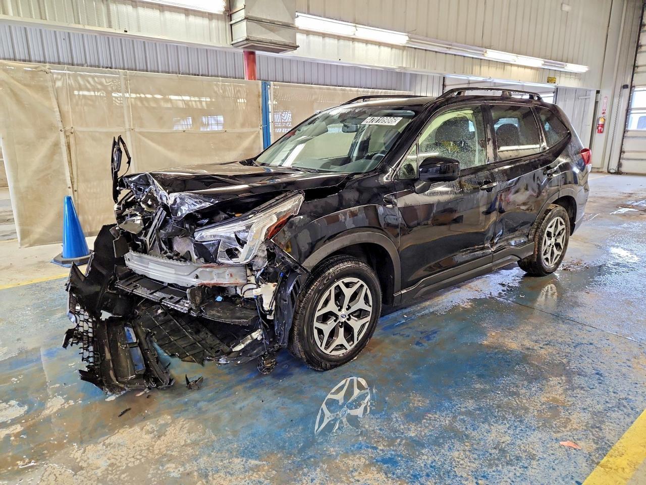 2024 Subaru Forester Premium - zdjęcie główne