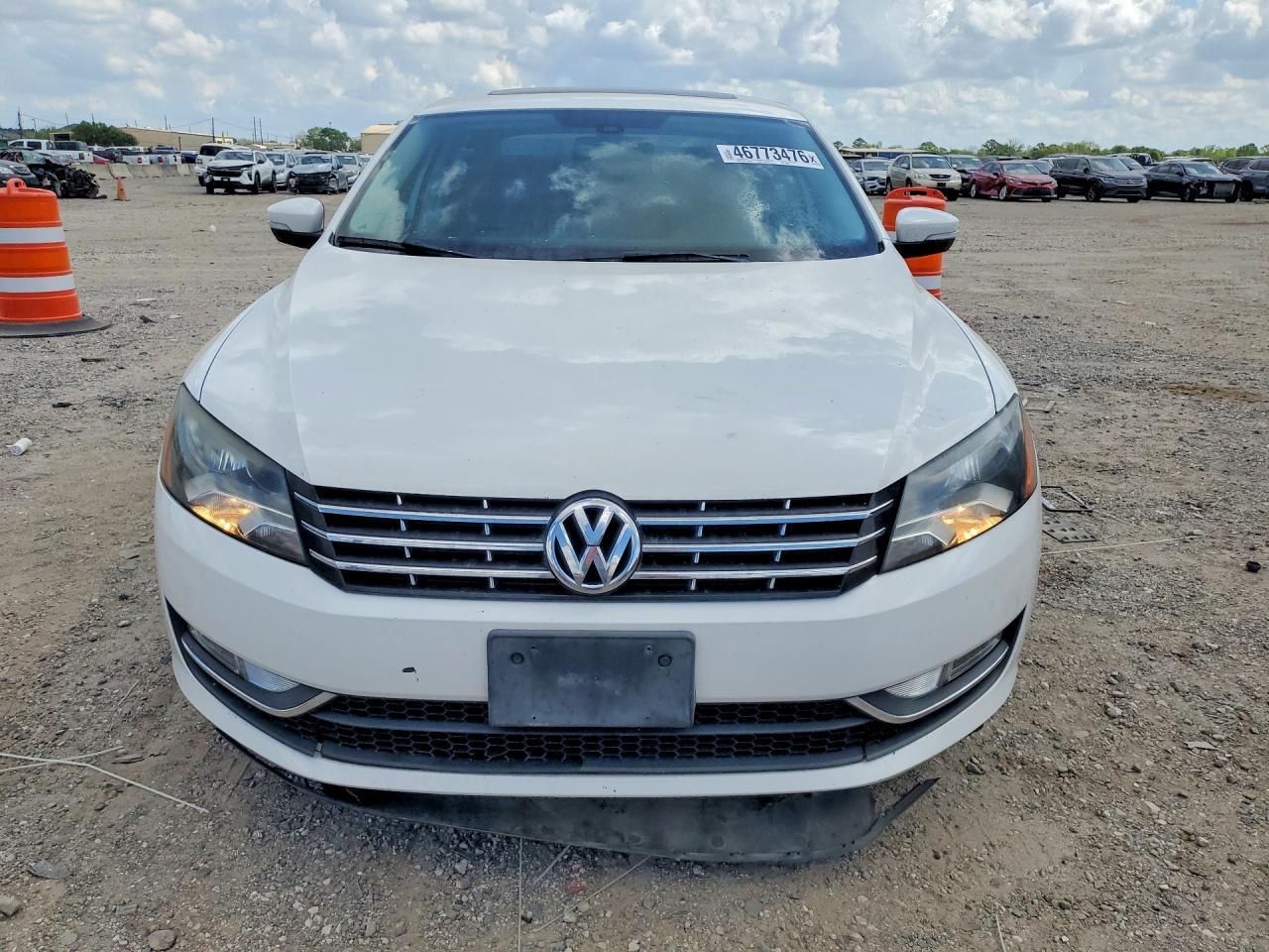 2013 Volkswagen Passat Sel - zdjęcie 5