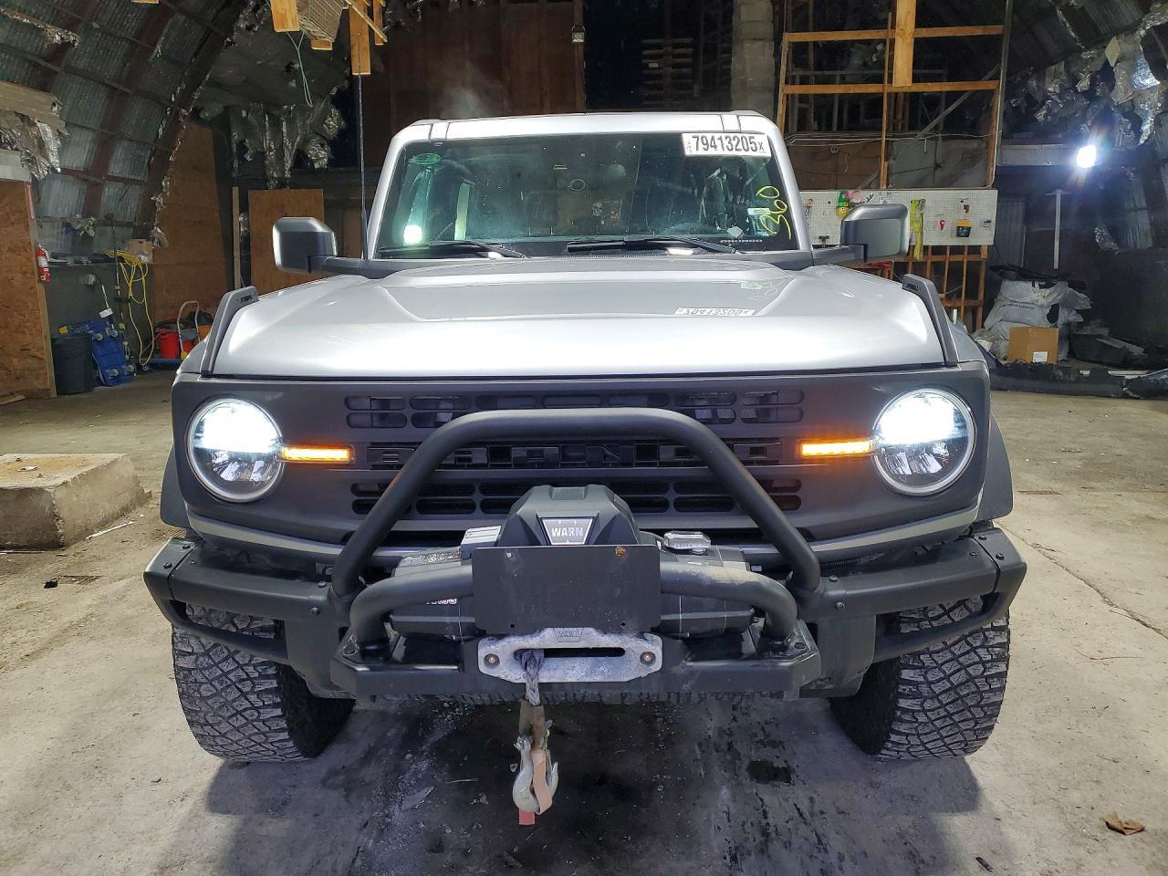 2022 Ford Bronco Base - zdjęcie 5