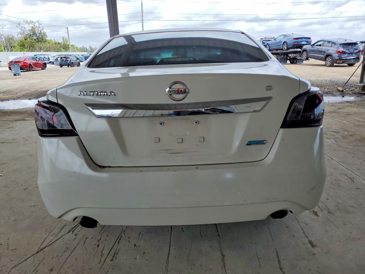 2013 Nissan Altima 2.5 - zdjęcie 6