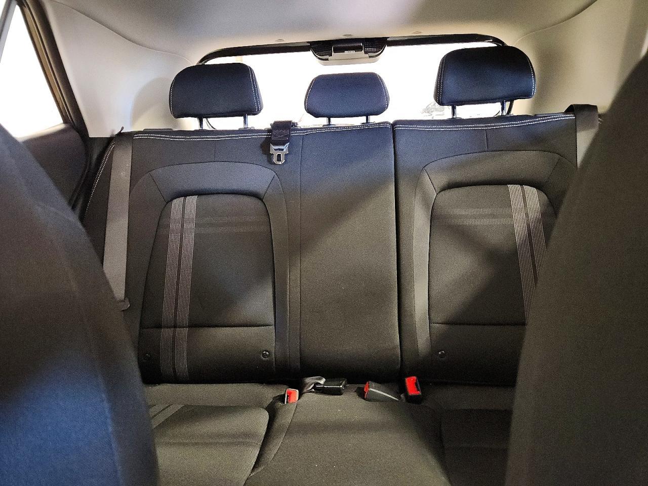 2025 Hyundai Venue Sel - zdjęcie 10