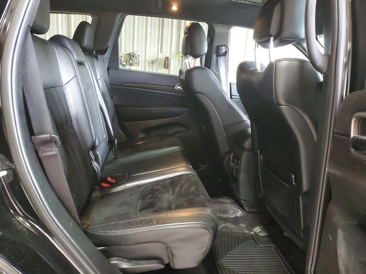 2017 Jeep Grand Cherokee Laredo - zdjęcie 11