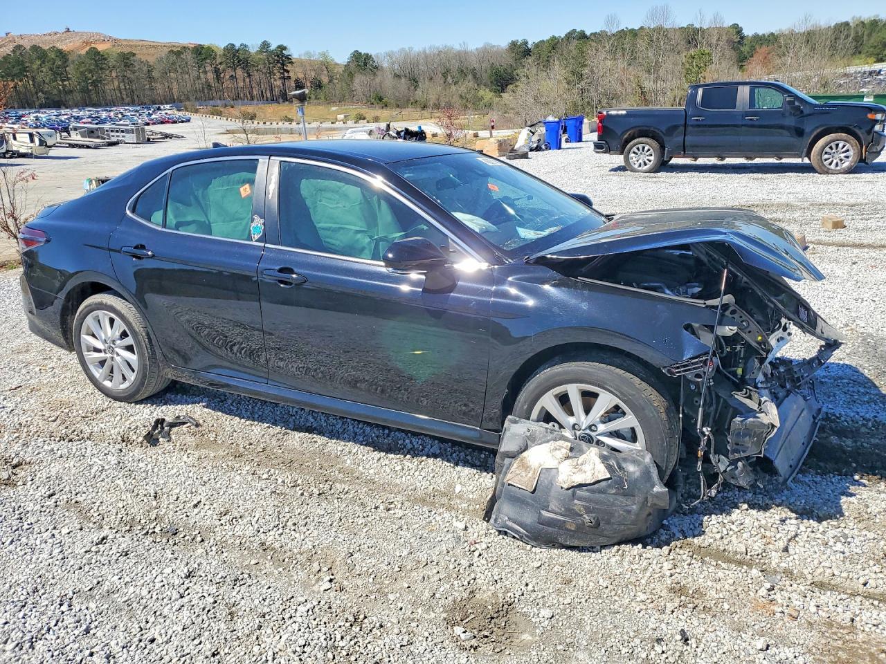 2023 Toyota Camry Le - zdjęcie 4
