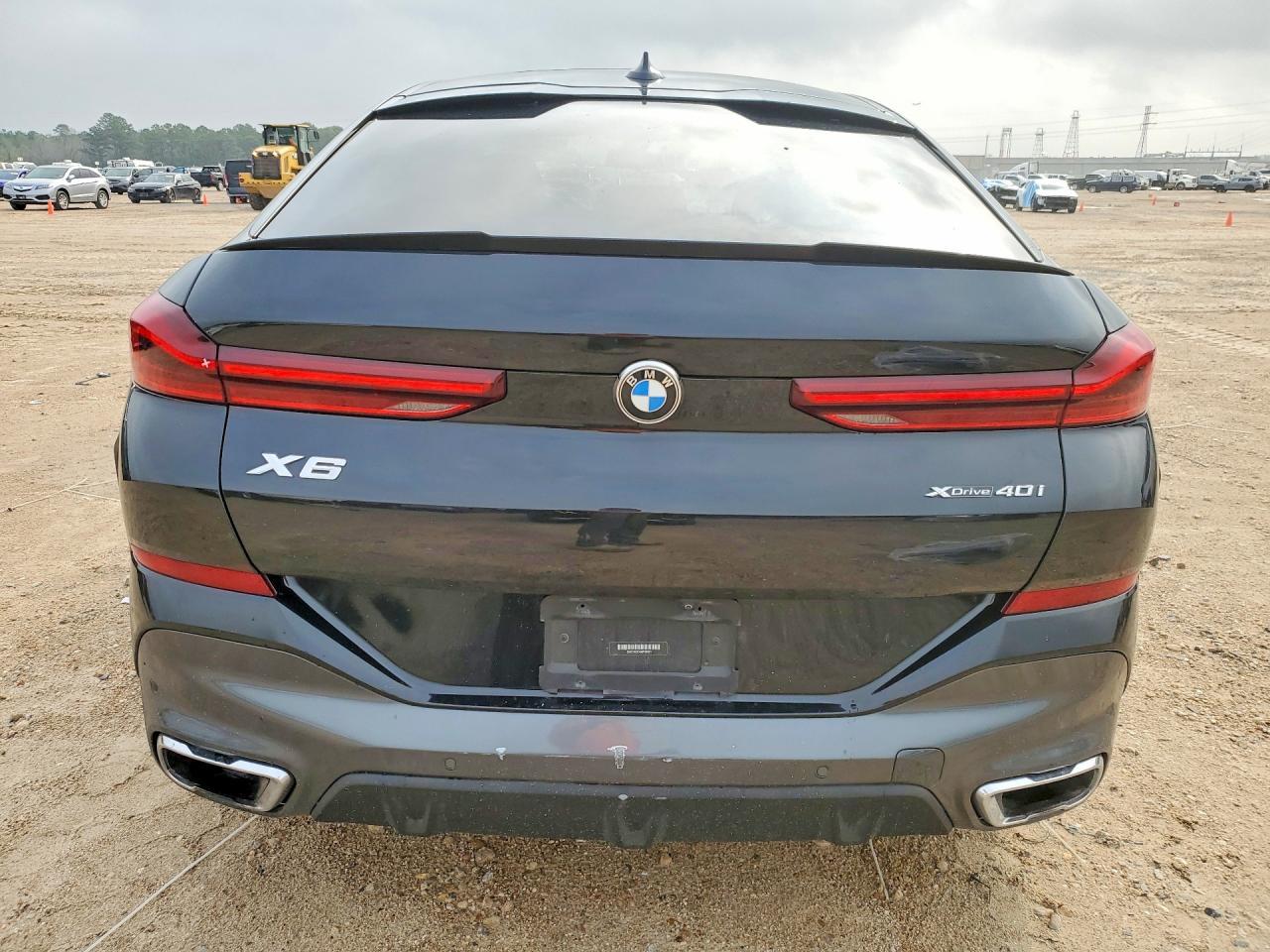 2021 BMW X6 xDrive40I - zdjęcie 6