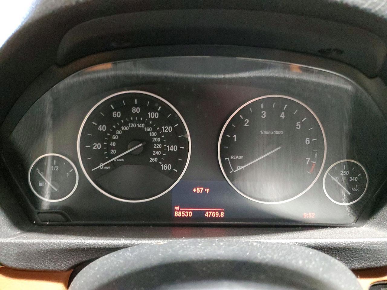 2017 BMW 330 Xi - zdjęcie 9