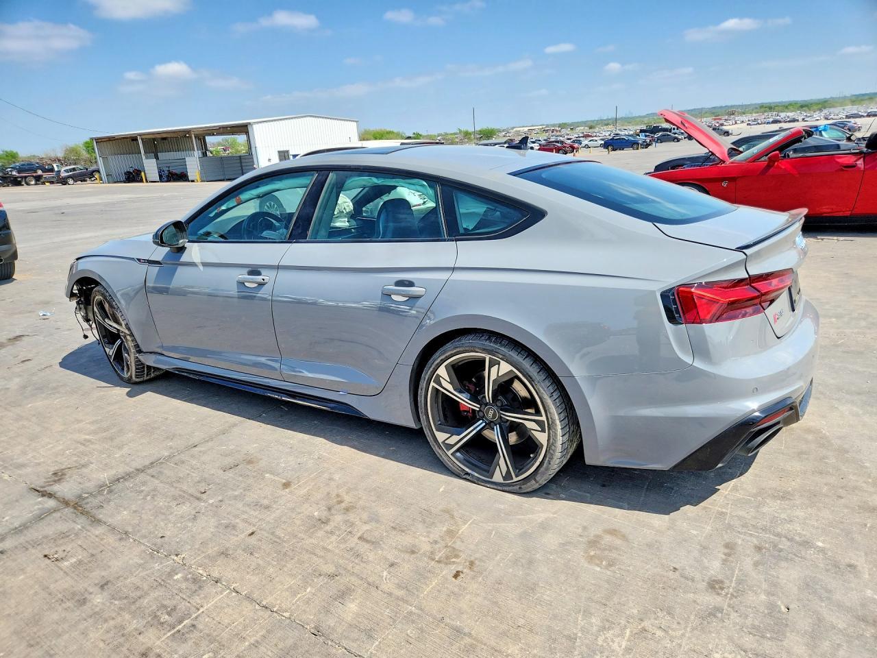 2023 Audi Rs5 - zdjęcie 2