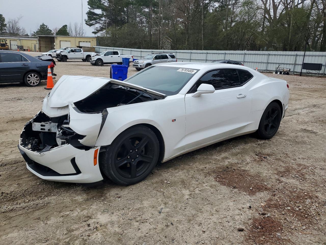 2020 Chevrolet Camaro Ls - zdjęcie główne