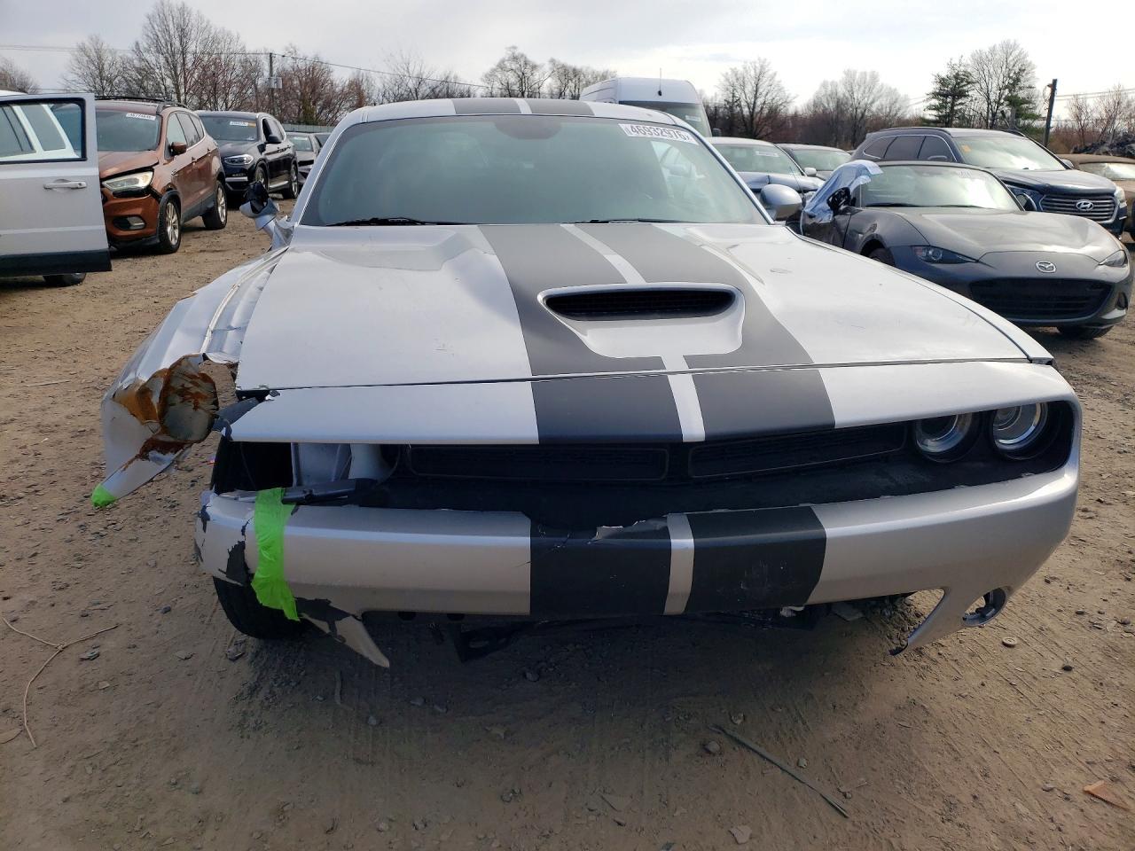 2021 Dodge Challenger R - zdjęcie 5