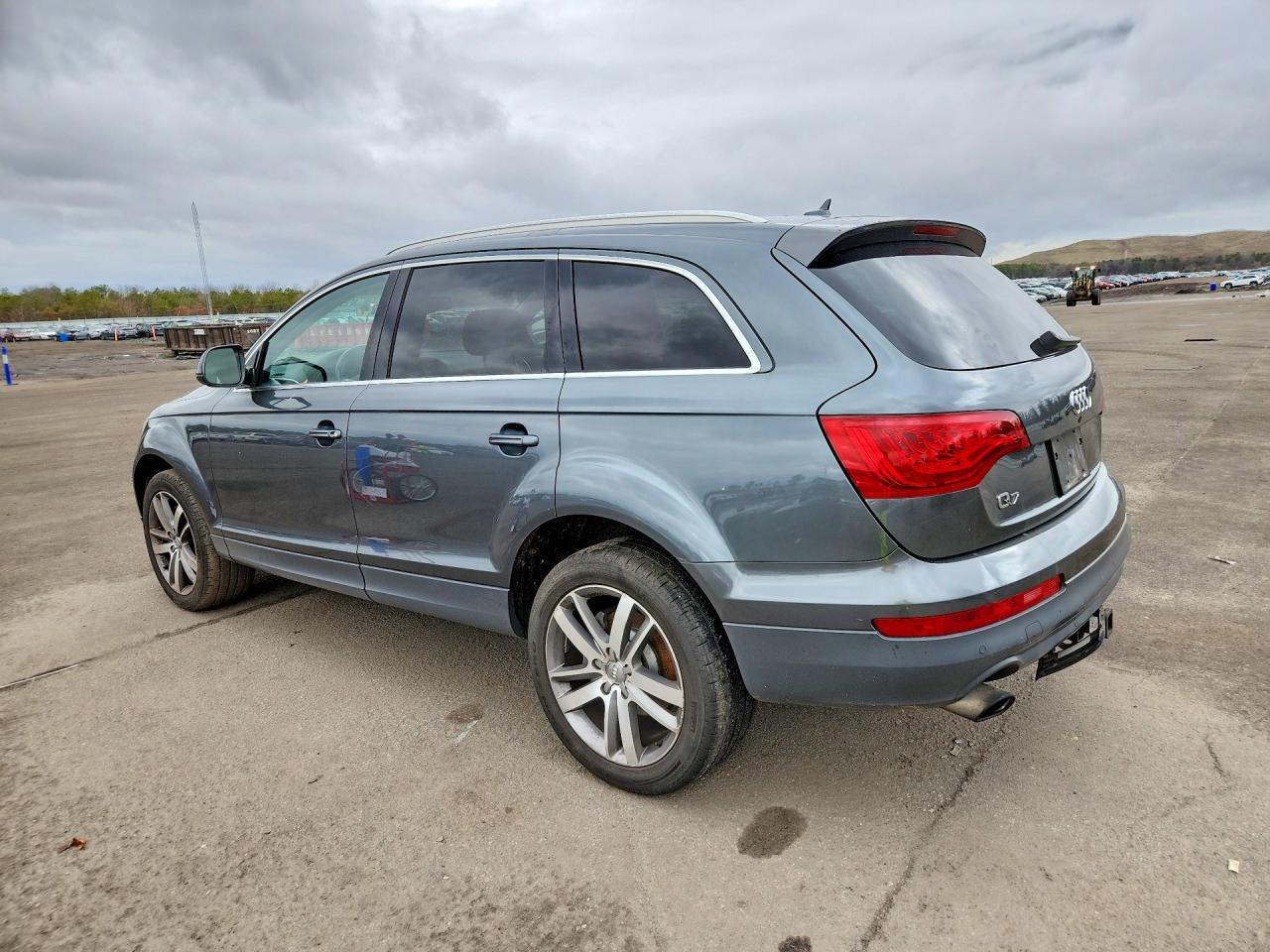 2013 Audi Q7 Premium Plus - zdjęcie 2