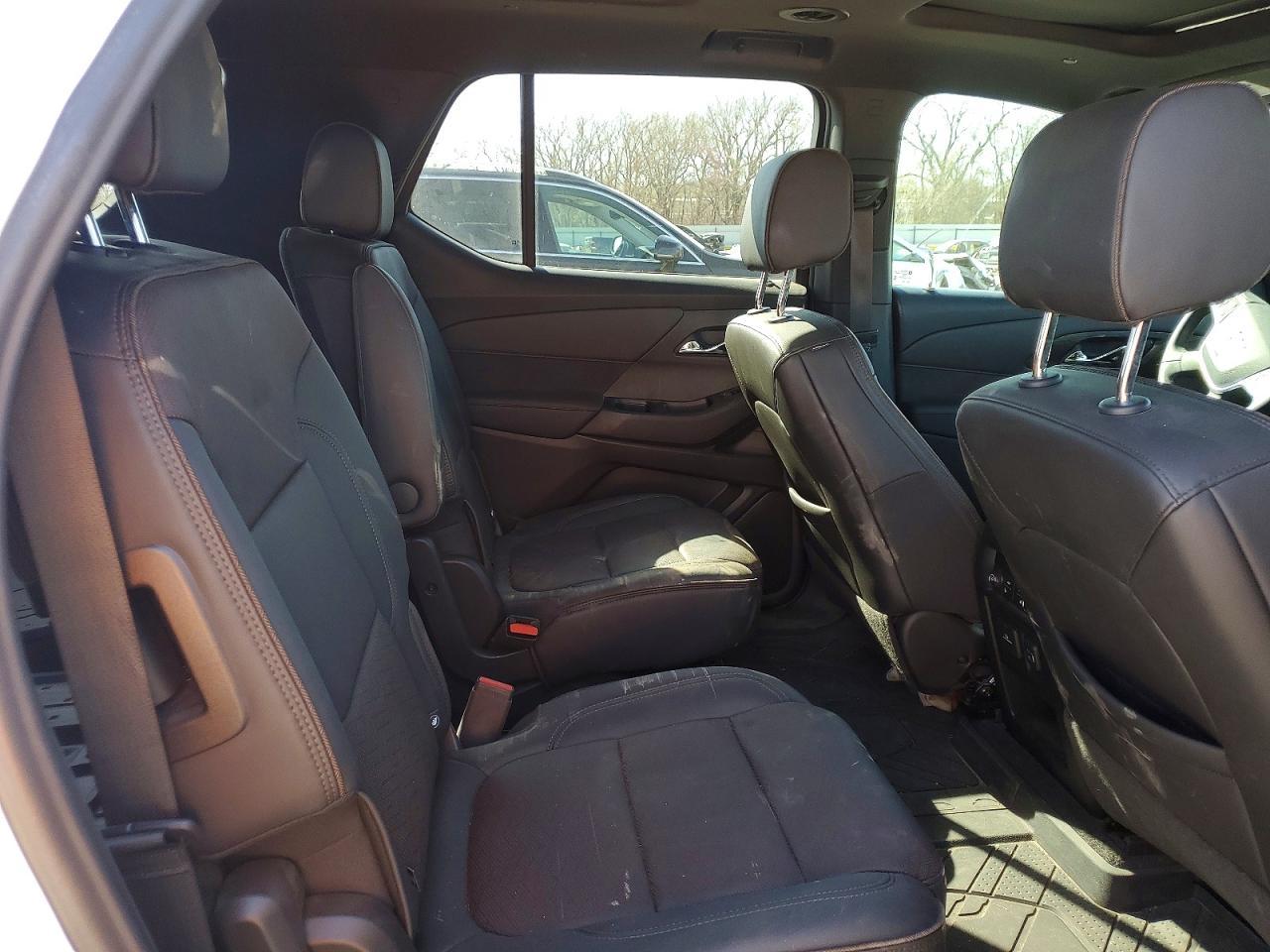 2023 Chevrolet Traverse High Country - zdjęcie 11