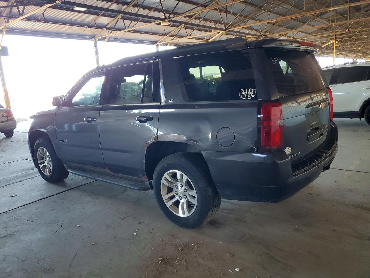 2016 Chevrolet Tahoe K1500 Lt - zdjęcie 2