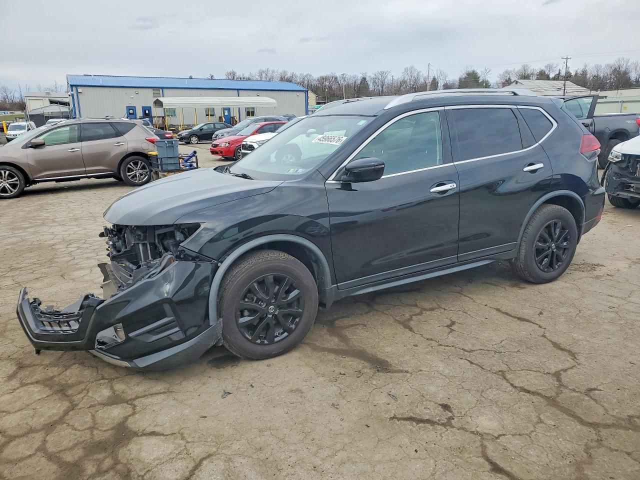 2018 Nissan Rogue Sv - zdjęcie główne