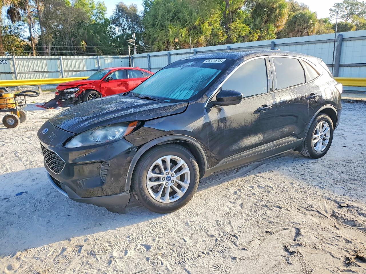 2020 Ford Escape Se - zdjęcie główne