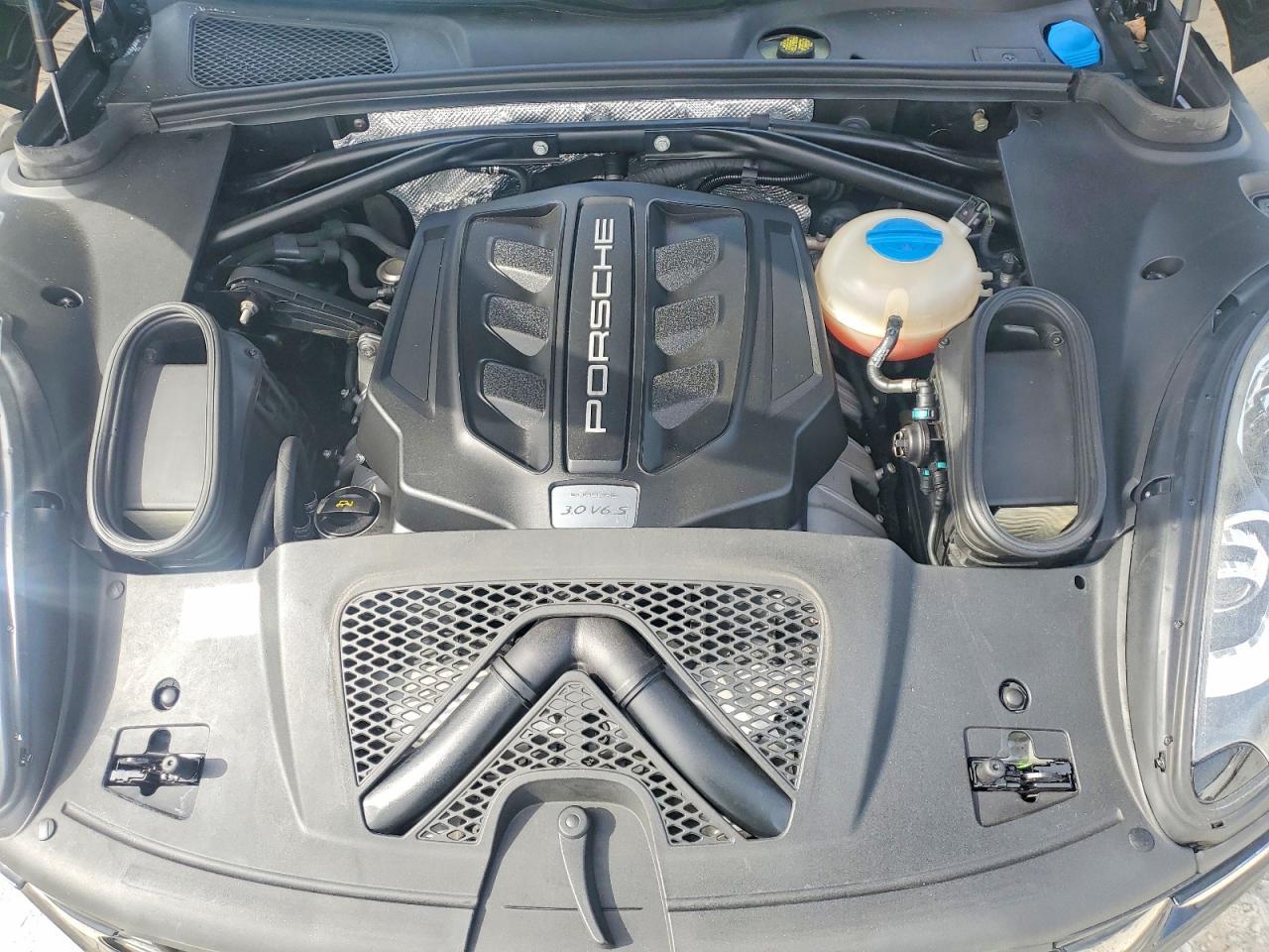 2015 Porsche Macan S - zdjęcie 12