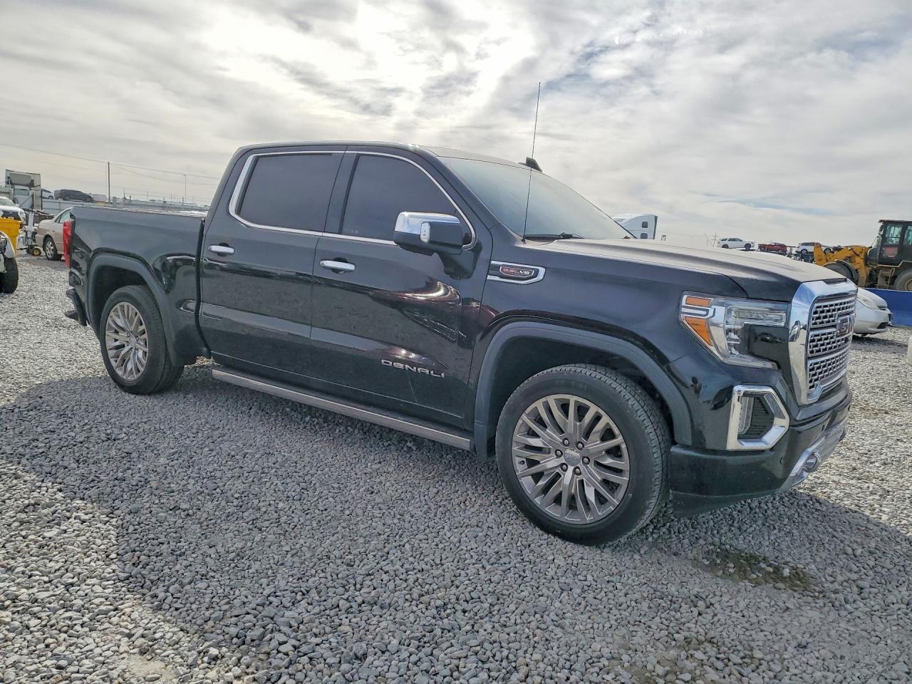 2019 GMC Sierra K1500 Denali - zdjęcie 4
