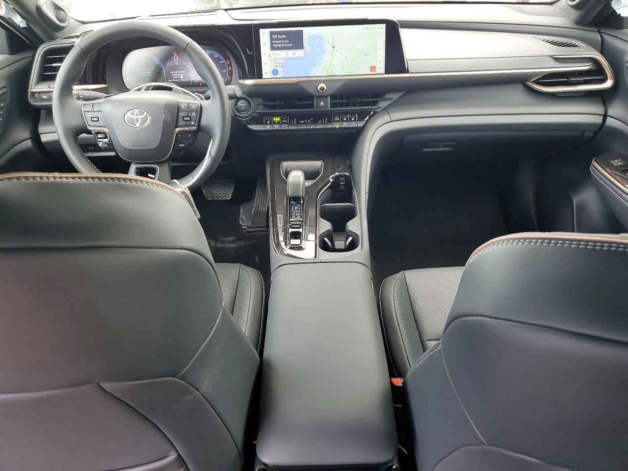 2026 Toyota Crown Platinum - zdjęcie 8