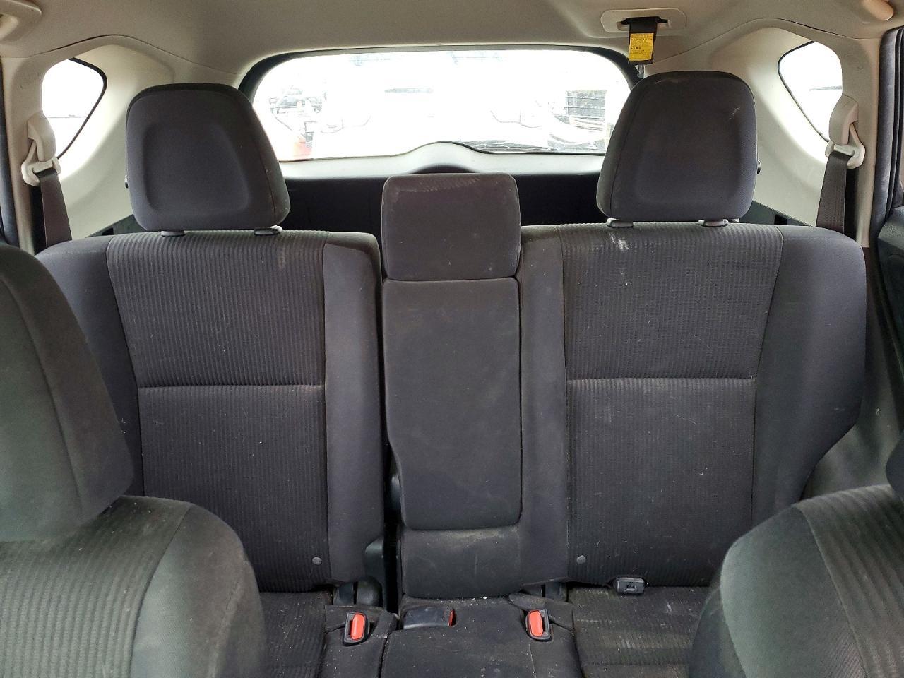 2016 Toyota Rav4 Le - zdjęcie 10