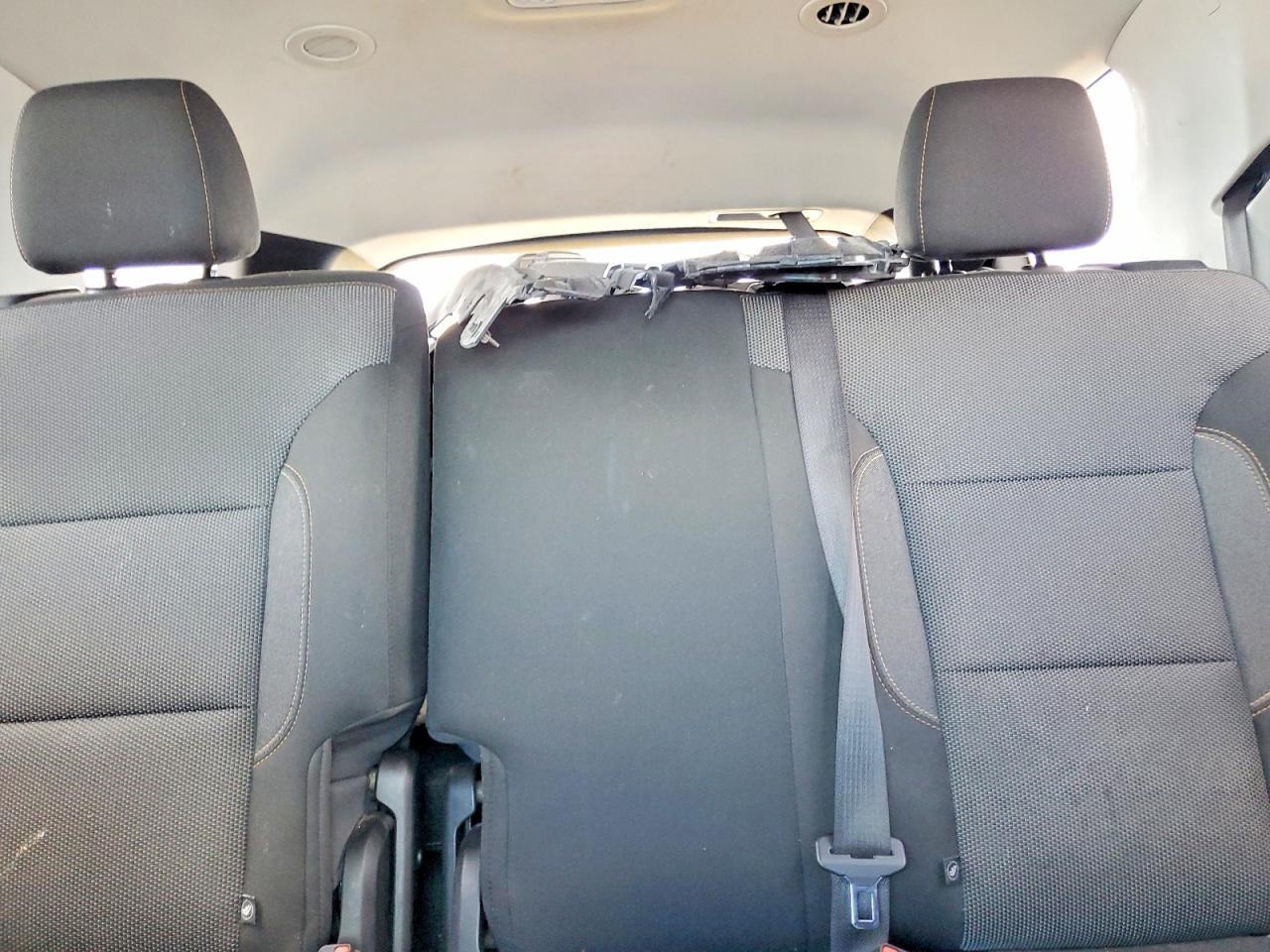 2021 Chevrolet Traverse Ls - zdjęcie 10