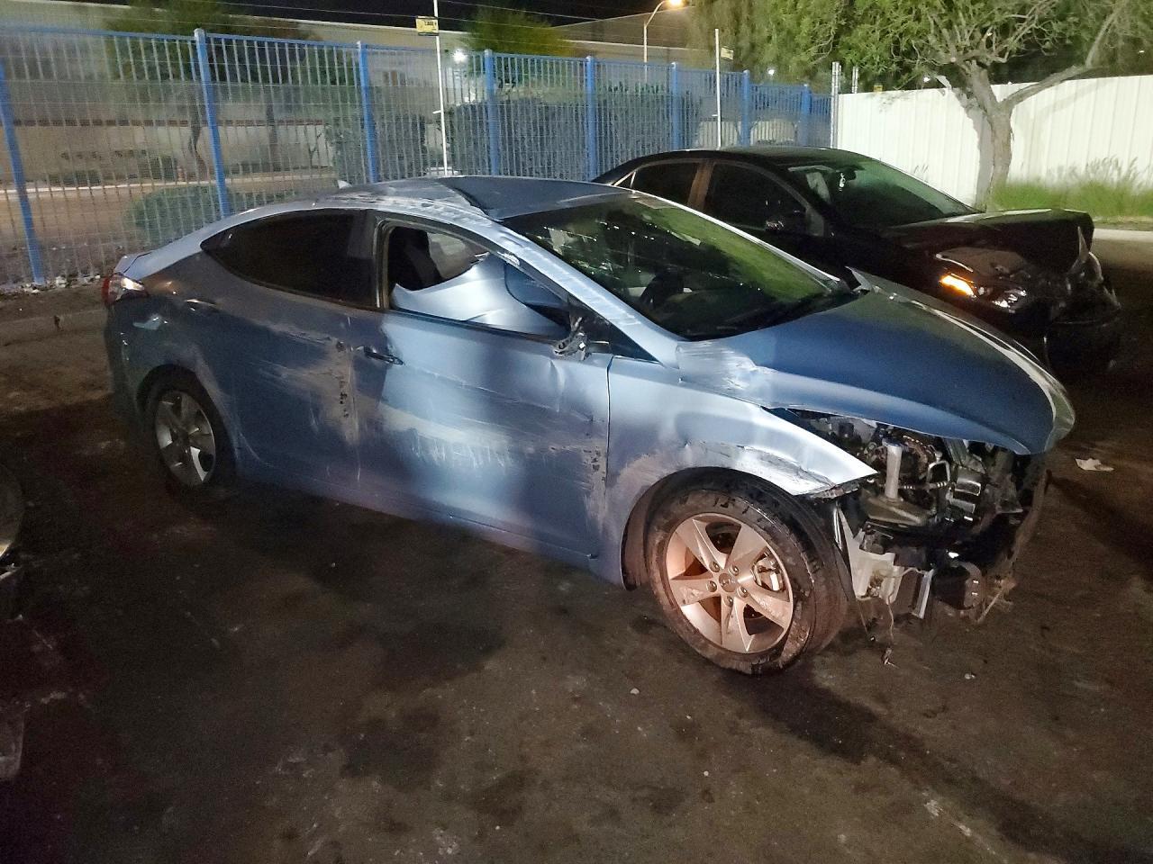 2013 Hyundai Elantra Gls - zdjęcie 4