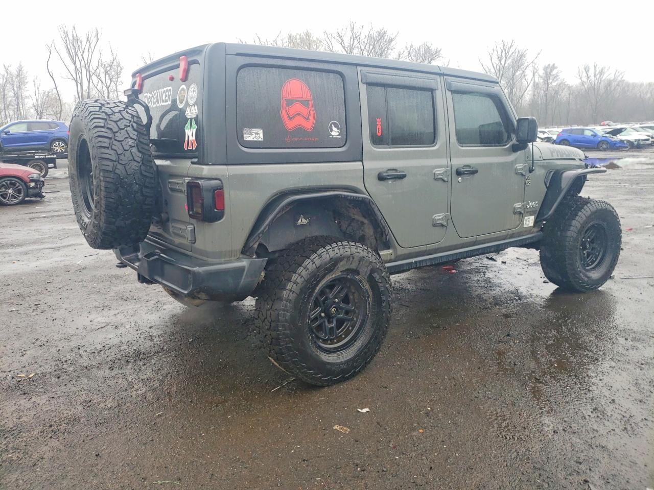 2019 Jeep Wrangler - zdjęcie 3