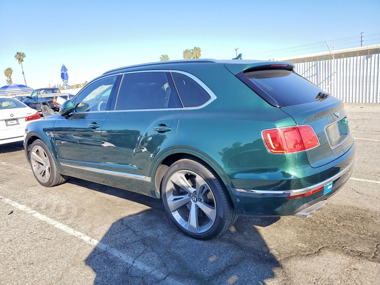 2018 Bentley Bentayga - zdjęcie 2