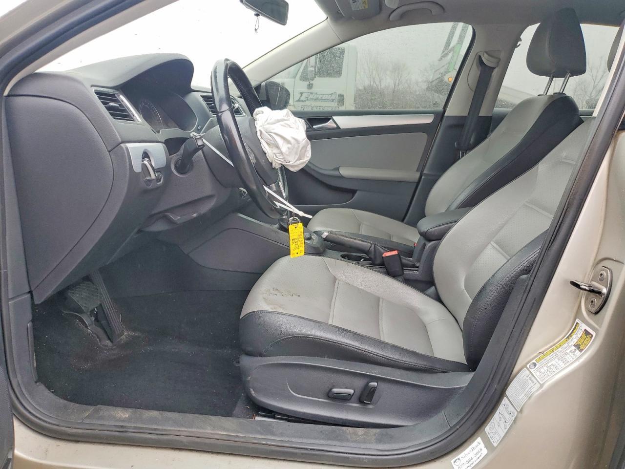 2013 Volkswagen Jetta - zdjęcie 7