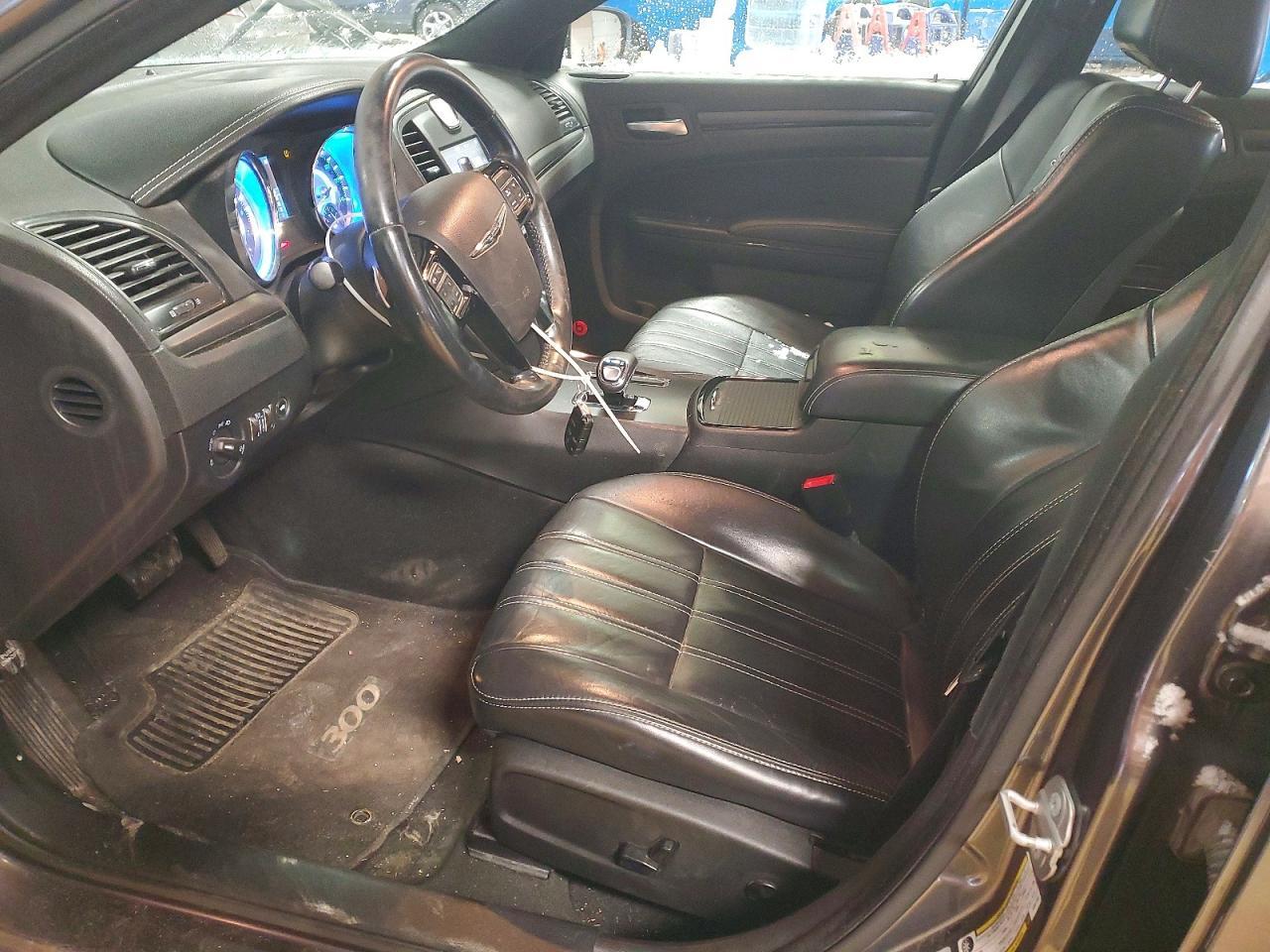 2014 Chrysler 300 S - zdjęcie 7