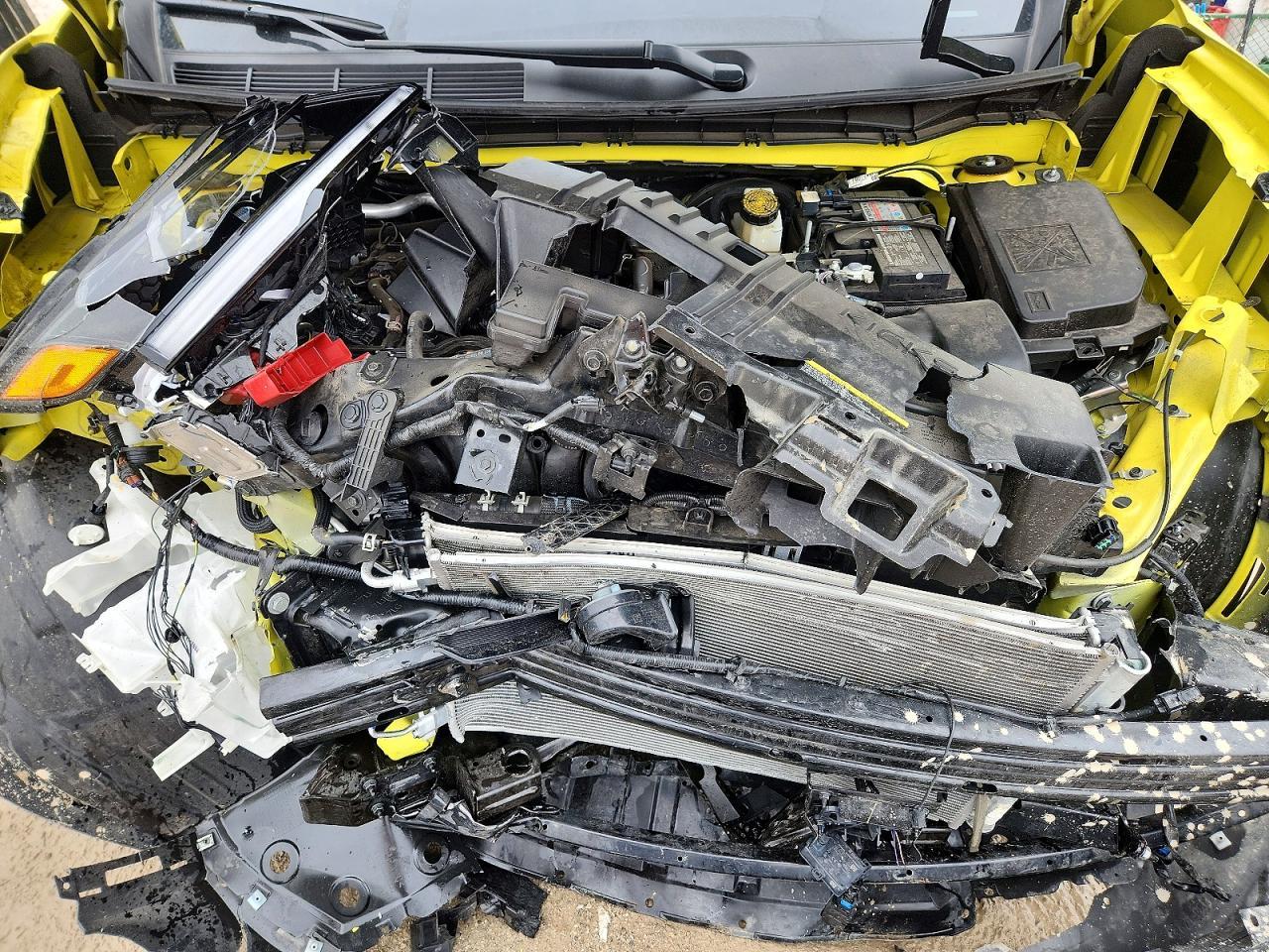 2025 Nissan Kicks Sr - zdjęcie 12