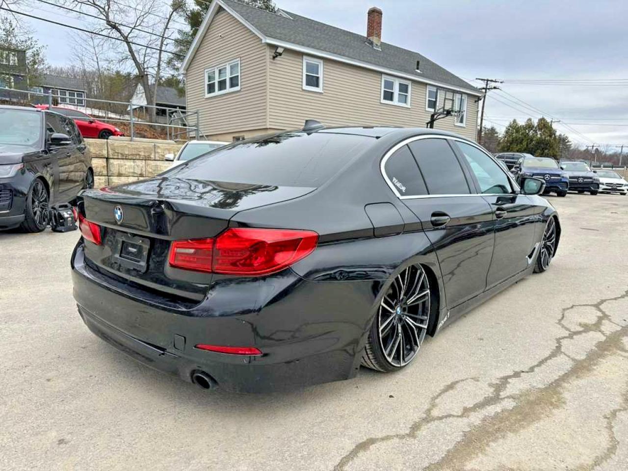 2020 BMW 530 Xi - zdjęcie 3