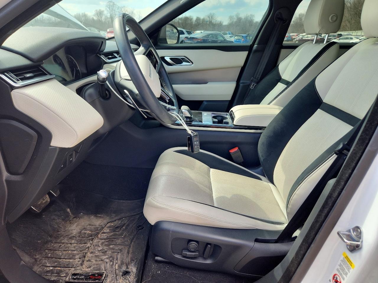 2022 Land Rover Range Rover Velar R-Dynamic S - zdjęcie 7