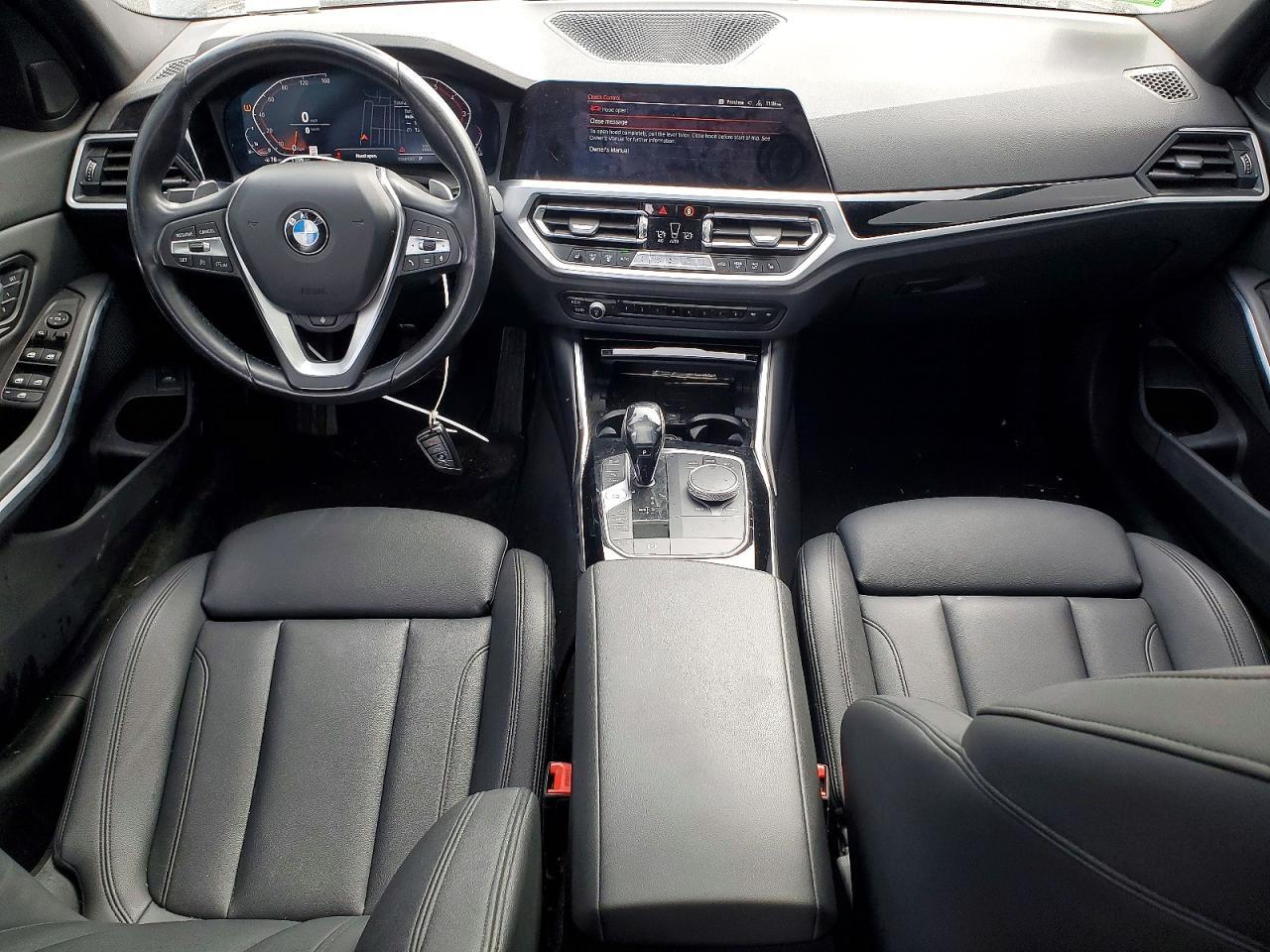 2019 BMW 330Xi - zdjęcie 8